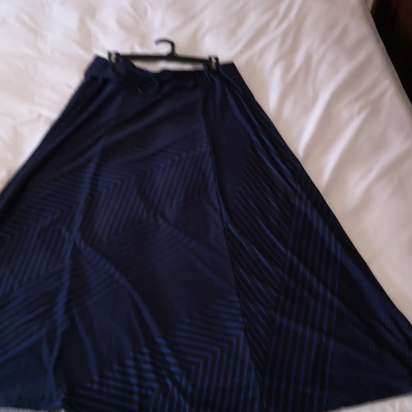 XL maxi skirt - Picture 3 of 5